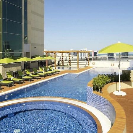 Fraser Suites Seef Bahrain apartamentos Manama Exterior foto Rooftop pool