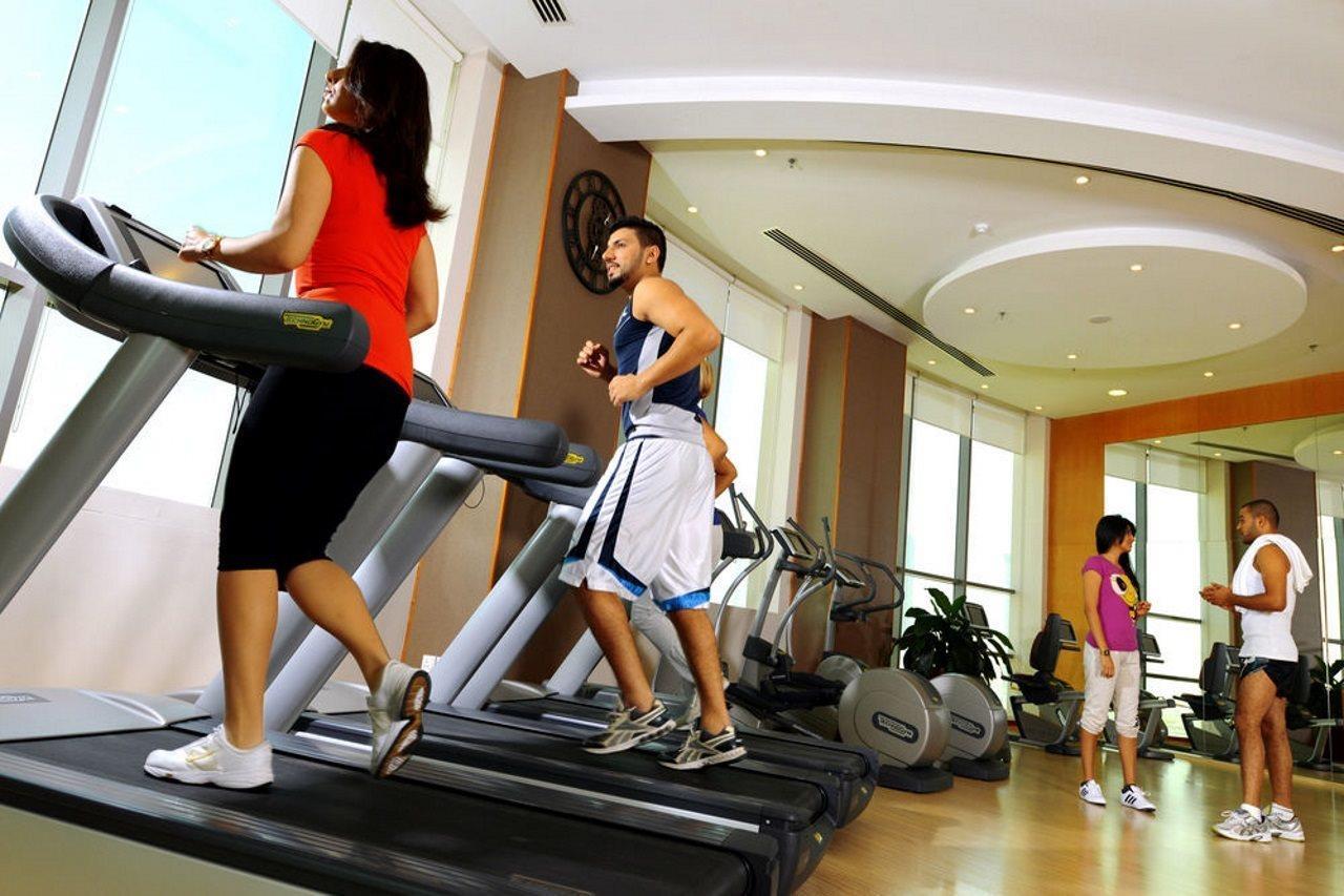 Fraser Suites Seef Bahrain apartamentos Manama Exterior foto A treadmill in a gym