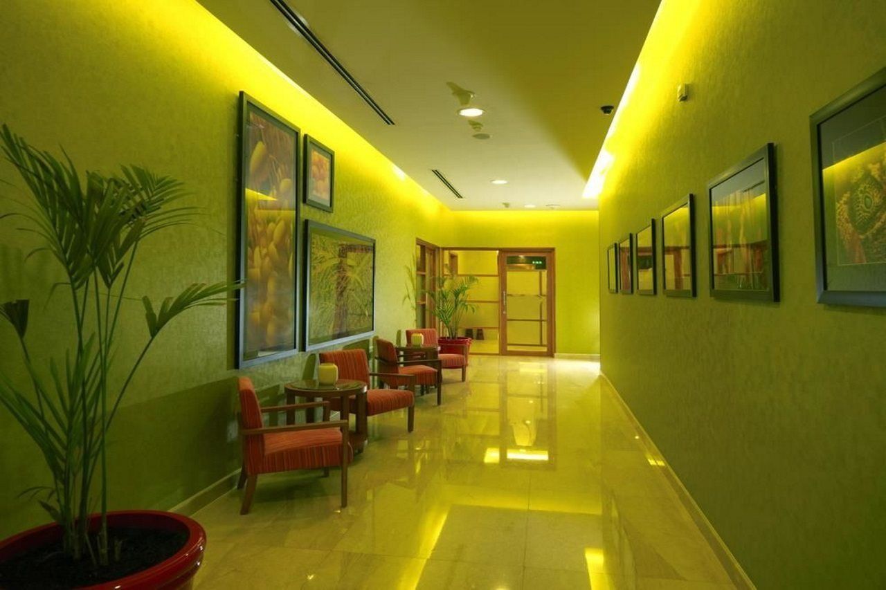 Fraser Suites Seef Bahrain apartamentos Manama Exterior foto A corridor at the hotel